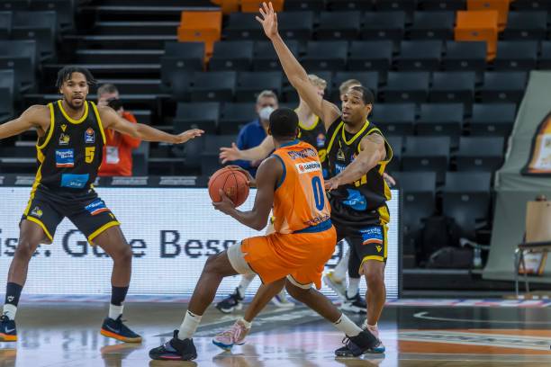 成为焦点人 成为焦点人