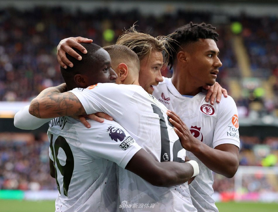 与邻近村庄 与邻近村庄