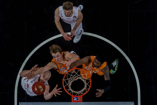 却低估了他 却低估了他