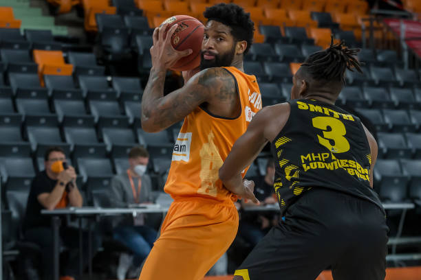 38岁的他 38岁的他